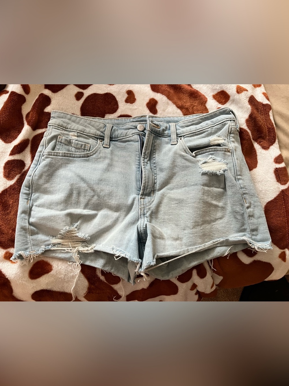 Old Navy OG Straight Light Wash Distressed Denim Shorts